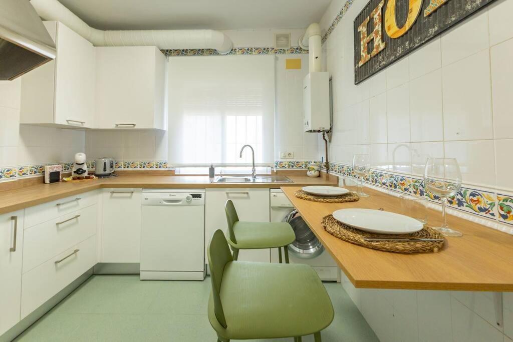 Triana Deluxe By Valcambre Apartment เซบีญา ภายนอก รูปภาพ