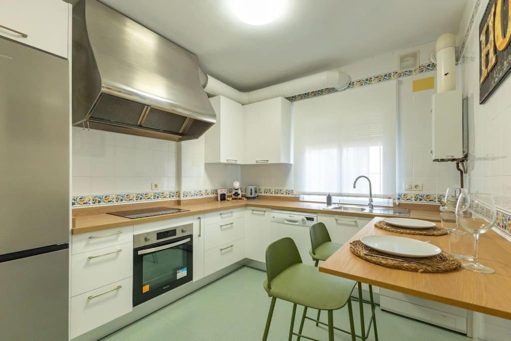 Triana Deluxe By Valcambre Apartment เซบีญา ภายนอก รูปภาพ