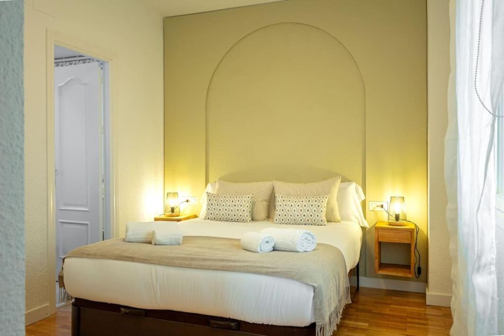 Triana Deluxe By Valcambre Apartment เซบีญา ภายนอก รูปภาพ